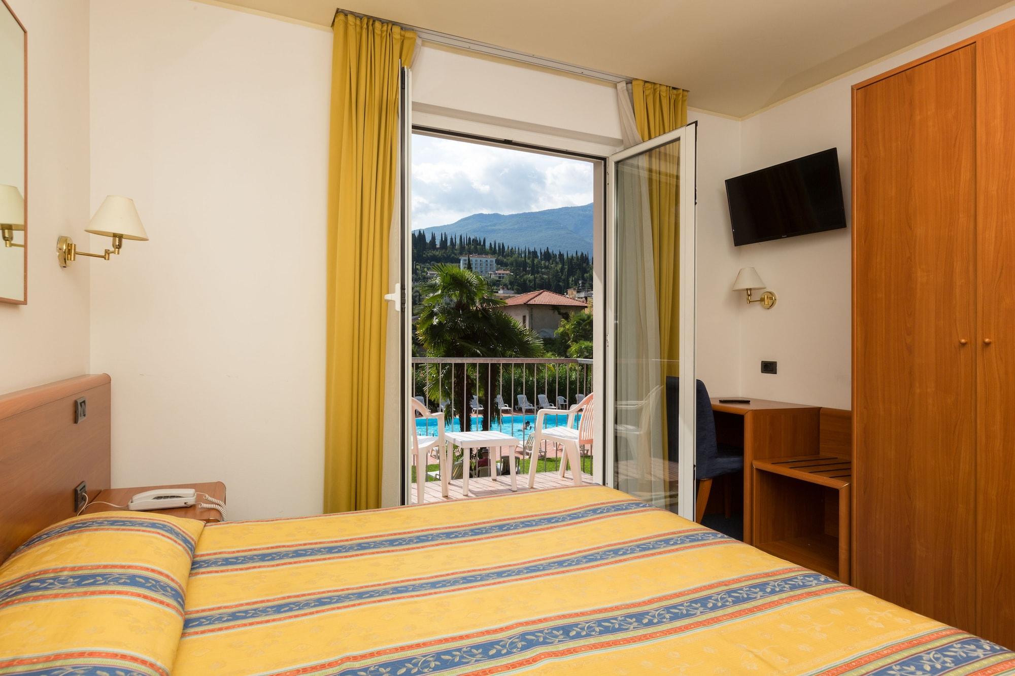 Brione Green Resort Riva del Garda Luaran gambar